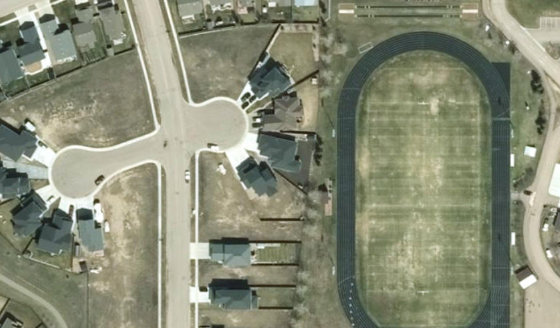 Satellite view of PLAN 1522663 BLOCK 6 LOT 60 in City of Lloydminster, with the parcel boundary outlined