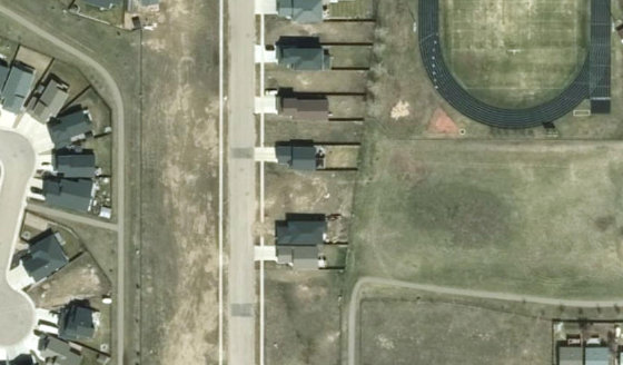 Satellite view of PLAN 1522663 BLOCK 6 LOT 71 in City of Lloydminster, with the parcel boundary outlined
