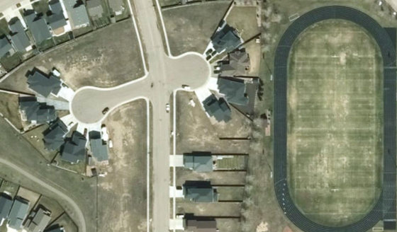Satellite view of PLAN 1522663 BLOCK 6 LOT 62 in City of Lloydminster, with the parcel boundary outlined