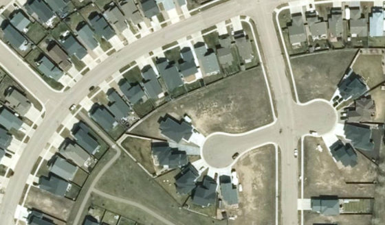 Satellite view of PLAN 1522663 BLOCK 22 LOT 26 in City of Lloydminster, with the parcel boundary outlined