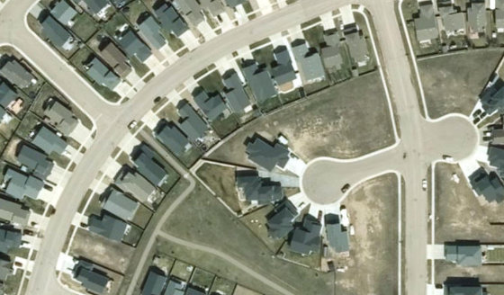 Satellite view of PLAN 1522663 BLOCK 22 LOT 27 in City of Lloydminster, with the parcel boundary outlined