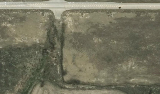 Satellite view of PLAN 1523528 BLOCK 7 LOT 6 in City of Lloydminster, with the parcel boundary outlined