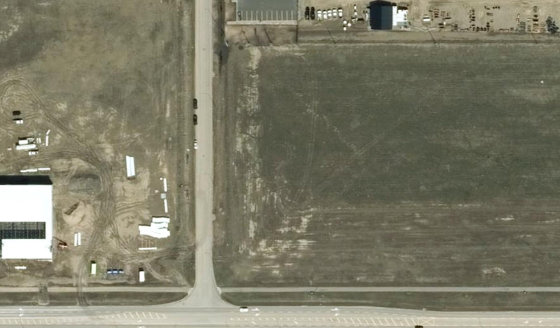 Satellite view of PLAN 1524312 BLOCK 5 LOT 7 in City of Lloydminster, with the parcel boundary outlined