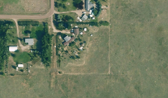 Satellite view of PLAN 8010762 BLOCK 2 LOT 4 in County of Newell, with the parcel boundary outlined