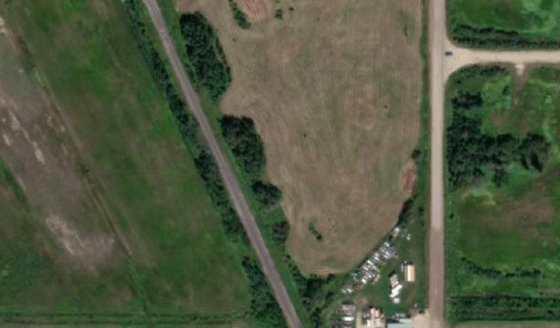 Satellite view of 5608 39 Street in City of Camrose, with the parcel boundary outlined