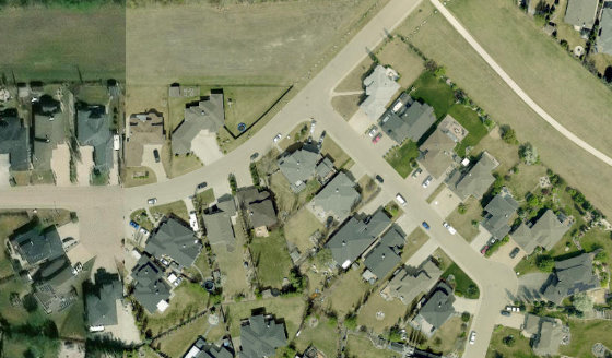 Satellite view of PLAN 0423485 BLOCK 2 LOT 69 in City of Edmonton, with the parcel boundary outlined