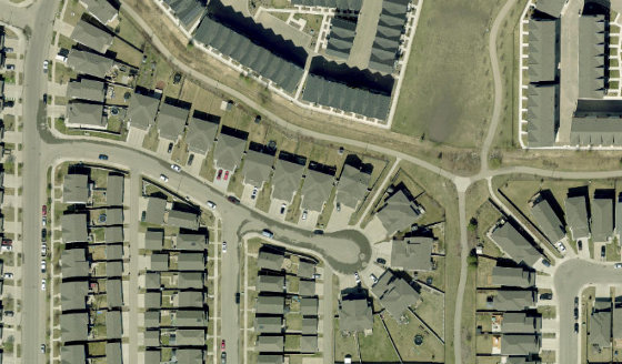 Satellite view of PLAN 1323576 BLOCK 6 LOT 92 in City of Edmonton, with the parcel boundary outlined