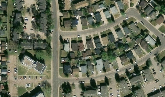Satellite view of PLAN 7820116 BLOCK 70 LOT 3 in City of Edmonton, with the parcel boundary outlined