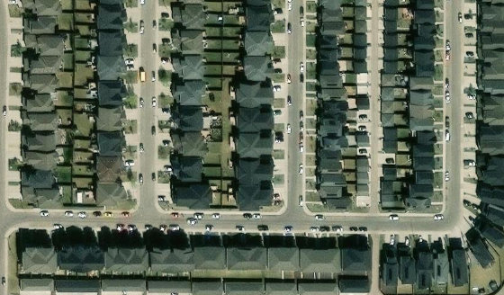 Satellite view of PLAN 2122238 BLOCK 5 LOT 25 in City of Edmonton, with the parcel boundary outlined