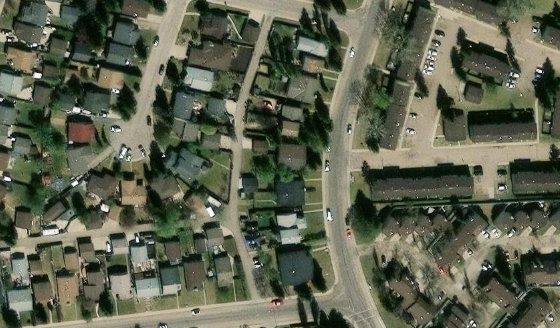 Satellite view of PLAN 7722530 BLOCK 20 LOT 53A in City of Edmonton, with the parcel boundary outlined