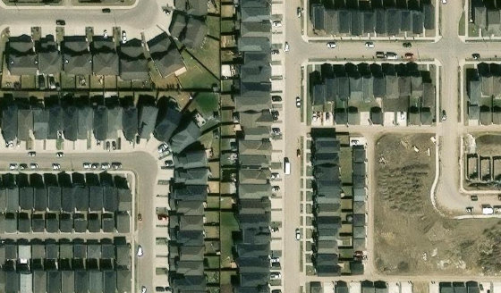 Satellite view of PLAN 2122364 BLOCK 24 LOT 143 in City of Edmonton, with the parcel boundary outlined