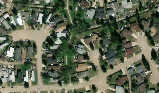 Satellite view of PLAN 2544TR BLOCK 23 LOT 35 in City of Edmonton, with the parcel boundary outlined