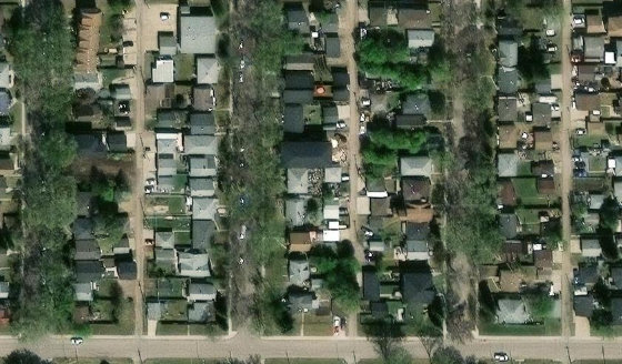 Satellite view of PLAN 1307P BLOCK 7 LOT 7 in City of Edmonton, with the parcel boundary outlined