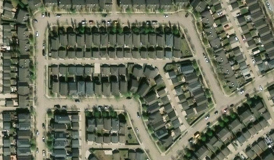 Satellite view of PLAN 1024836 BLOCK 33 LOT 32 in City of Edmonton, with the parcel boundary outlined