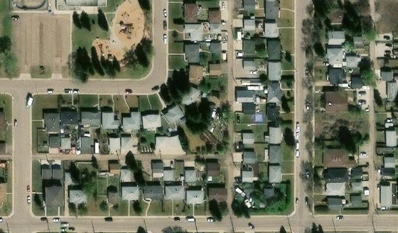 Satellite view of PLAN 731MC BLOCK 8 LOT 31 in City of Edmonton, with the parcel boundary outlined