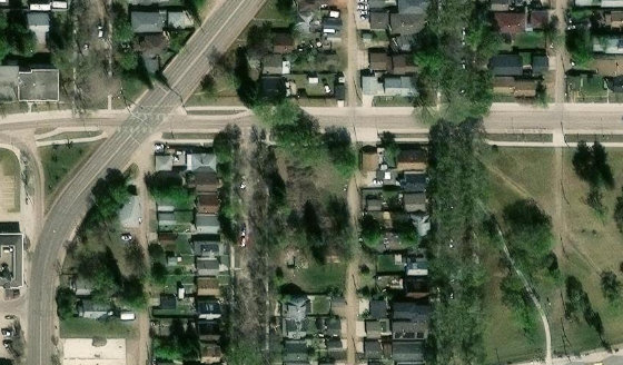 Satellite view of PLAN 2436AB BLOCK 8 LOT 14 in City of Edmonton, with the parcel boundary outlined