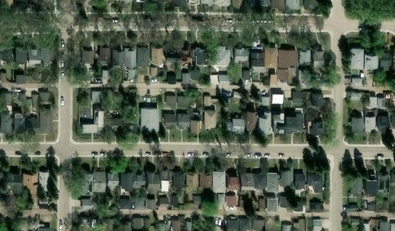 Satellite view of PLAN I13 BLOCK 109 LOT 9 in City of Edmonton, with the parcel boundary outlined