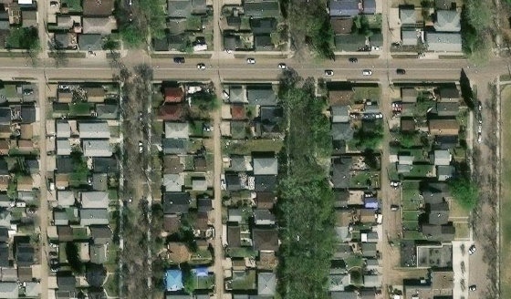 Satellite view of PLAN 4075S BLOCK A LOT 13 in City of Edmonton, with the parcel boundary outlined