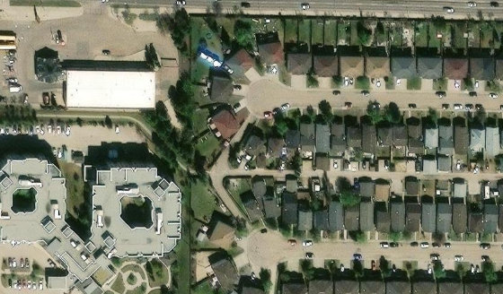 Satellite view of PLAN 9822410 BLOCK 109 LOT 29 in City of Edmonton, with the parcel boundary outlined