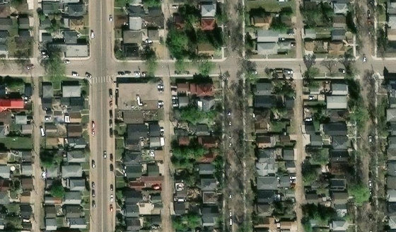 Satellite view of PLAN RN43 BLOCK 31 LOT 18 in City of Edmonton, with the parcel boundary outlined