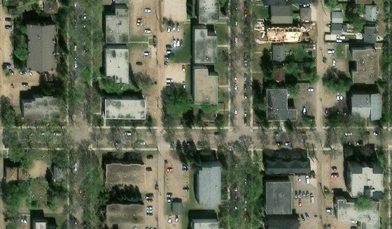 Satellite view of PLAN 7541AH BLOCK 12 LOT 420 in City of Edmonton, with the parcel boundary outlined
