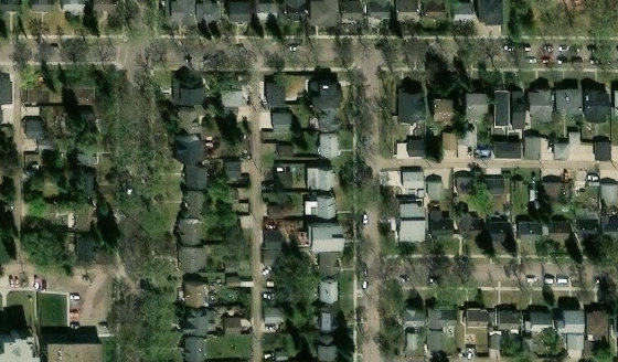 Satellite view of PLAN 2041HW BLOCK 25A LOT 4 in City of Edmonton, with the parcel boundary outlined