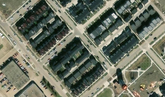 Satellite view of PLAN 1822441 BLOCK 1 LOT 10 in City of Edmonton, with the parcel boundary outlined