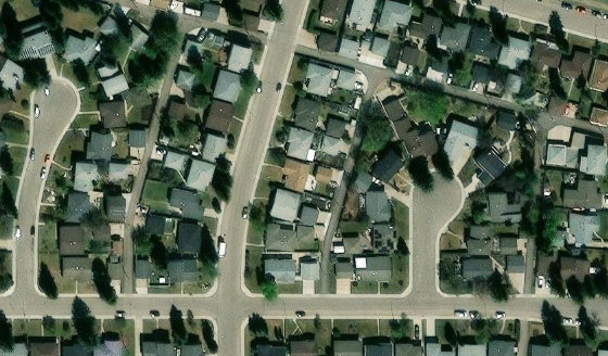 Satellite view of PLAN 590NY BLOCK 33 LOT 14 in City of Edmonton, with the parcel boundary outlined