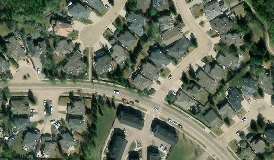 Satellite view of PLAN 9222630 BLOCK 20 LOT 63 in City of Edmonton, with the parcel boundary outlined