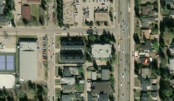 Satellite view of PLAN 6334HW BLOCK 94 LOT 35U in City of Edmonton, with the parcel boundary outlined