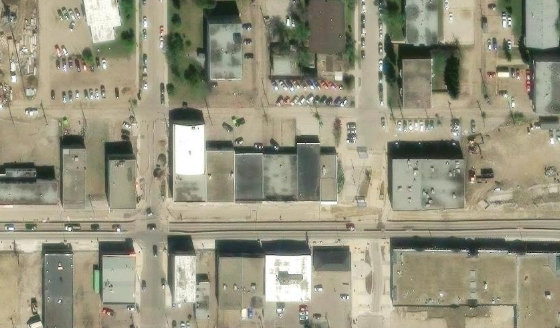 Satellite view of PLAN 3993KS BLOCK 40 LOT 4 in City of Edmonton, with the parcel boundary outlined