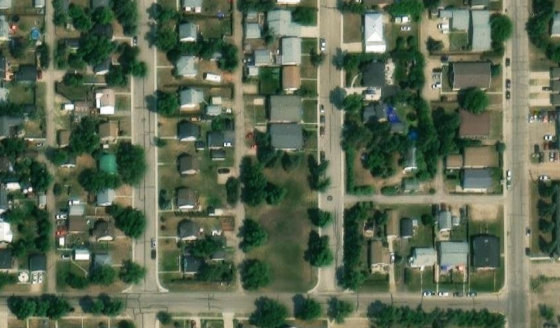 Satellite view of PLAN 1544HW BLOCK 41 LOT 3 in Town of Ponoka, with the parcel boundary outlined