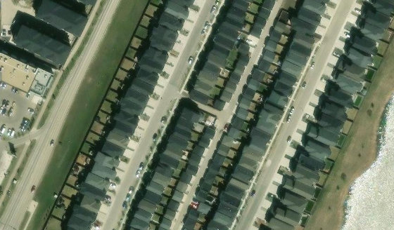 Satellite view of PLAN 1723622 BLOCK 17 LOT 19 in City of Edmonton, with the parcel boundary outlined