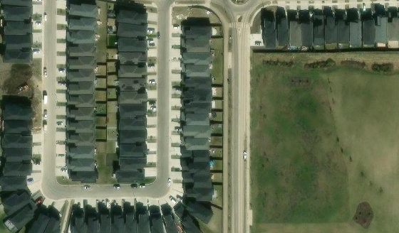 Satellite view of PLAN 2220104 BLOCK 24 LOT 35 in City of Edmonton, with the parcel boundary outlined