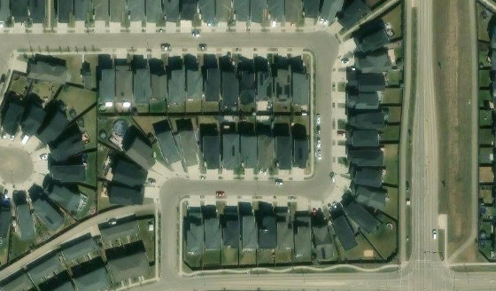 Satellite view of PLAN 1721594 BLOCK 2 LOT 28 in City of Edmonton, with the parcel boundary outlined