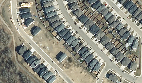 Satellite view of PLAN 1525742 BLOCK 8 LOT 10 in City of Edmonton, with the parcel boundary outlined