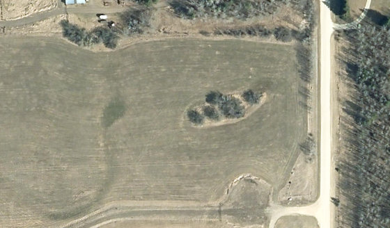 Satellite view of PLAN 1624304 BLOCK 1 LOT 2 in Lac Ste. Anne County, with the parcel boundary outlined