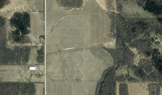 Satellite view of SW-22-51-7-W5 in Parkland County, with the parcel boundary outlined