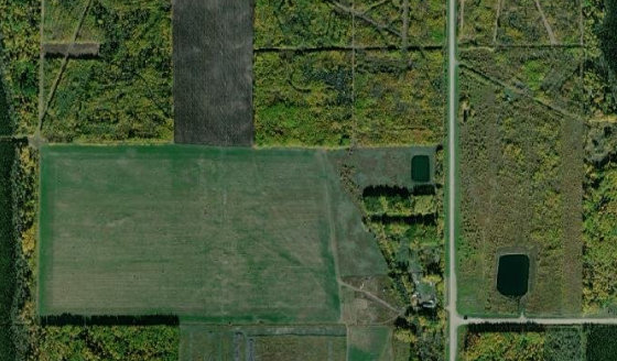 Satellite view of SE-16-67-21-W5 in Municipal District of Greenview No. 16, with the parcel boundary outlined