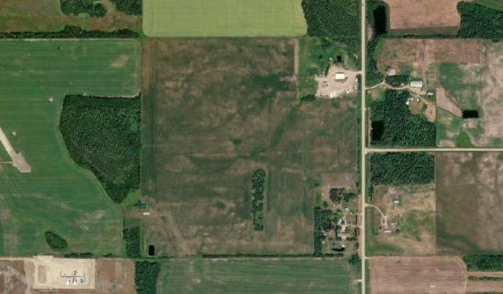 Satellite view of NE-27-71-9-W6 in County of Grande Prairie No. 1, with the parcel boundary outlined