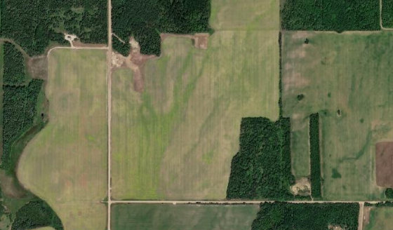 Satellite view of SW-16-75-10-W6 in County of Grande Prairie No. 1, with the parcel boundary outlined